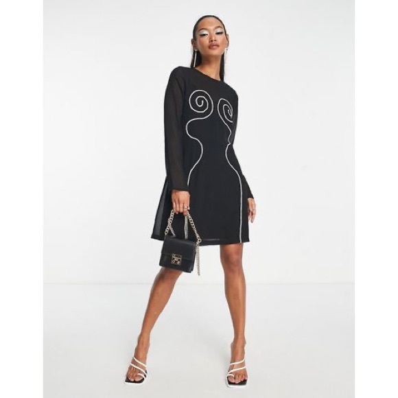 Topshop Dresses & Skirts - TOPSHOP NWOT LONG SLEEVE SWIRL CONTRAST STITCH DETAIL MINI DRESS IN BLACK